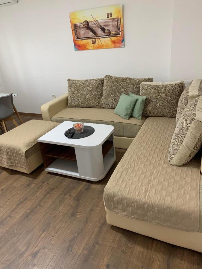Mar Lux Apartment คูมาโนโว ภายนอก รูปภาพ