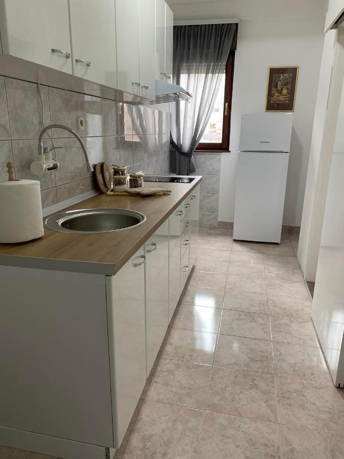 Mar Lux Apartment คูมาโนโว ภายนอก รูปภาพ