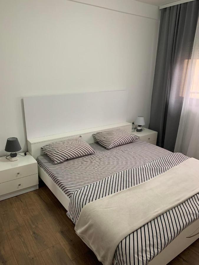 Mar Lux Apartment คูมาโนโว ภายนอก รูปภาพ