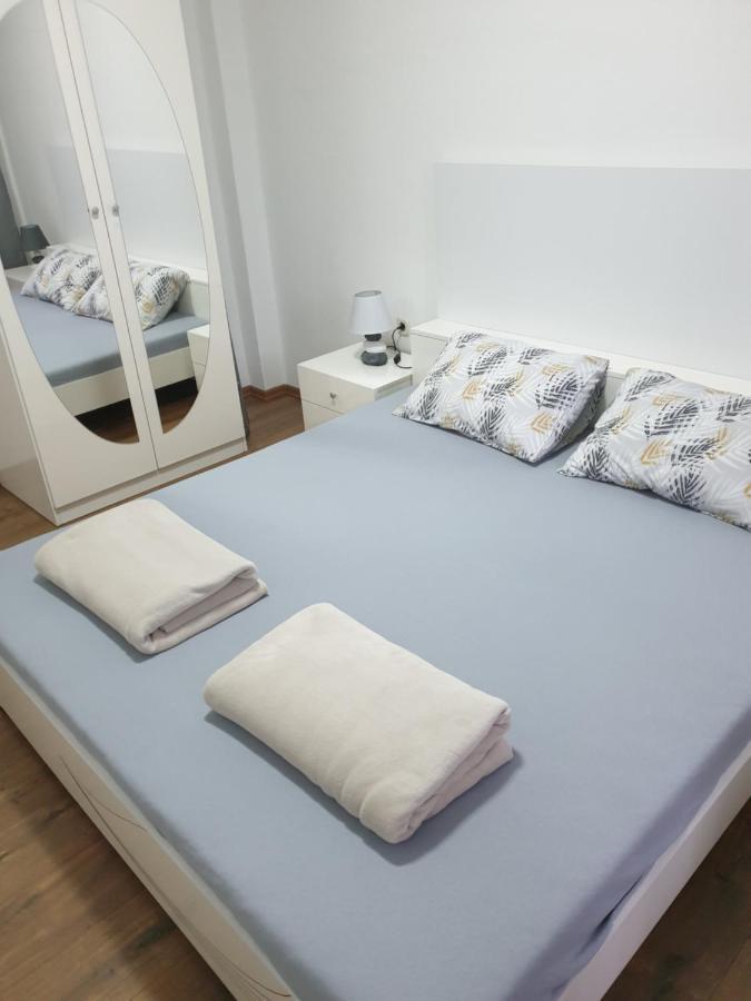 Mar Lux Apartment คูมาโนโว ภายนอก รูปภาพ