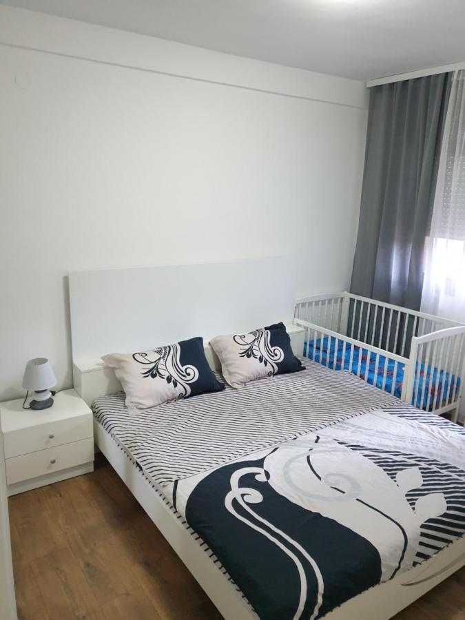 Mar Lux Apartment คูมาโนโว ภายนอก รูปภาพ